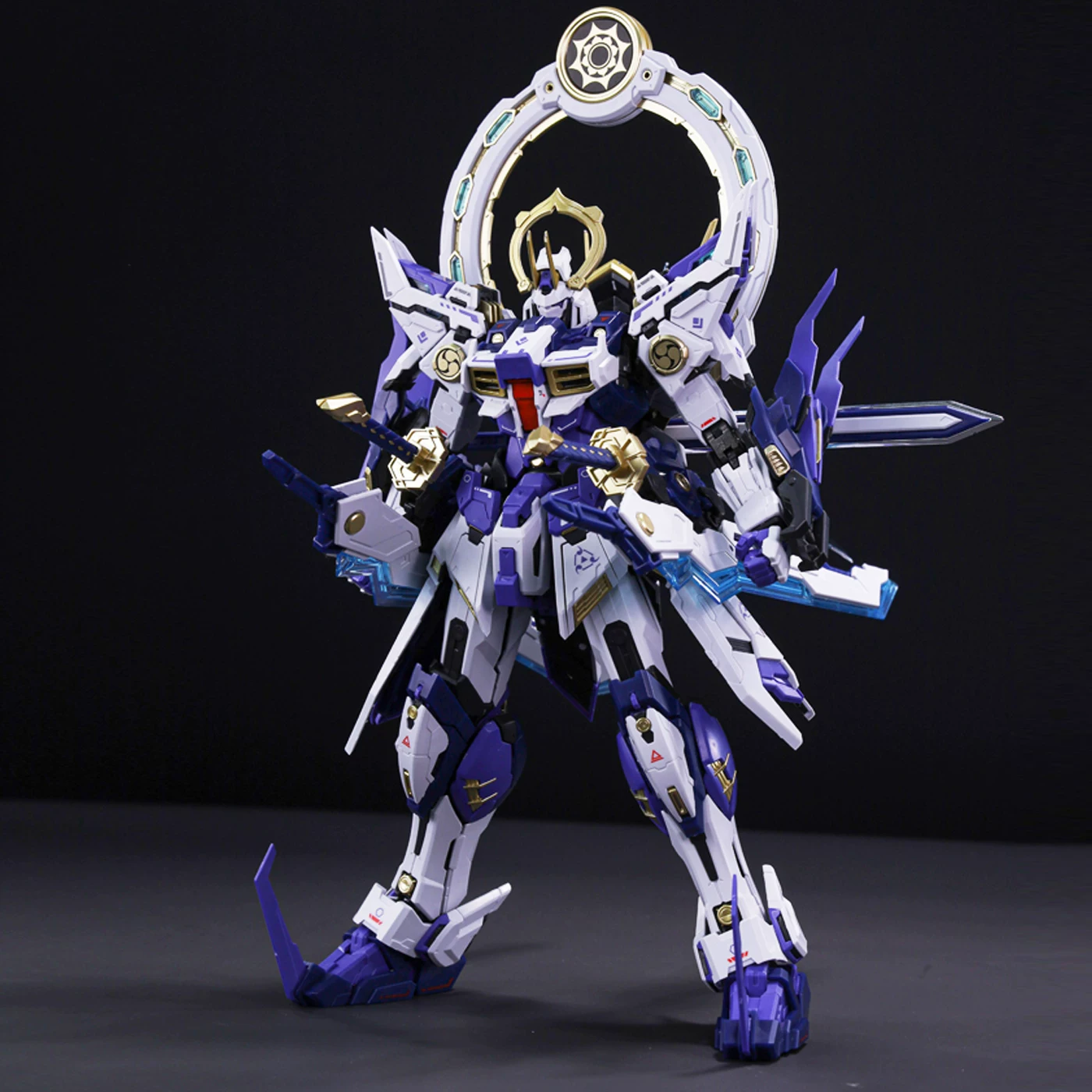 Model Kit Susanoo - 神の戦争 1/100 GMS-008 SUSANOO 中国オリジナル可動メカモデル組立キットコンピュータデスクトップ装飾装飾品おもちゃ