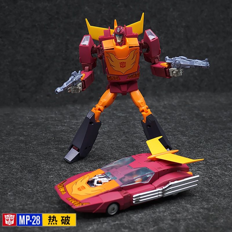 子供のためのトランスフォーマーおもちゃ,変形アクションフィギ - Model Kit Rodimus のレビューと価格