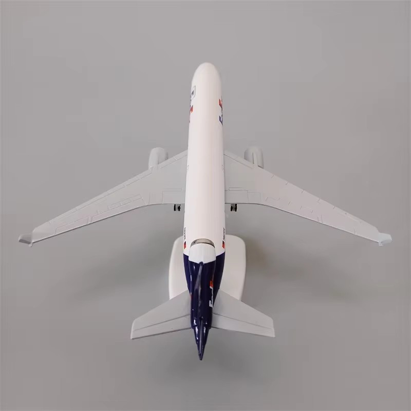 飛行機モデル 20 センチメートルエアフェデックスエクスプレ - Model Kit Simulator のレビューと価格