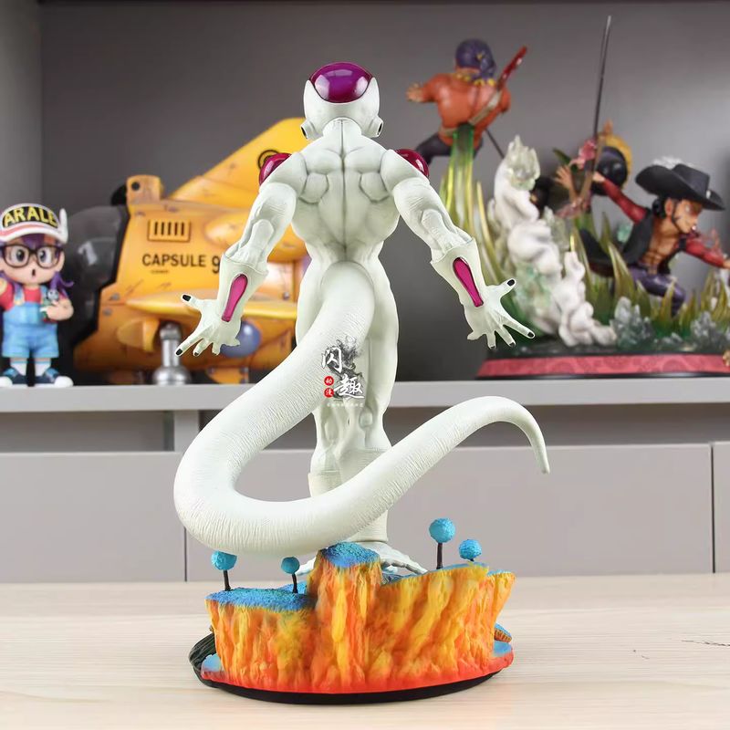 ドラゴンボールZ フリーザ モデル アニメ DBZ 超サイヤ - Model Kit Frieza のレビューと価格