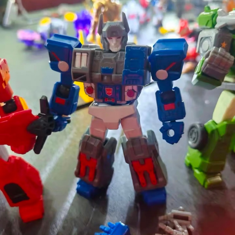 2026年在庫あり Blokees トランスフォーマー ロス - Model Kit Rodimus のレビューと価格