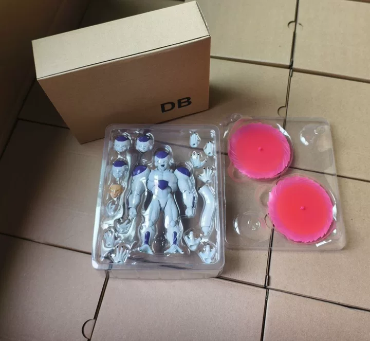 新DBファクトリー DBトイズ コウ ドラゴンボールZ フル - Model Kit Frieza のレビューと価格
